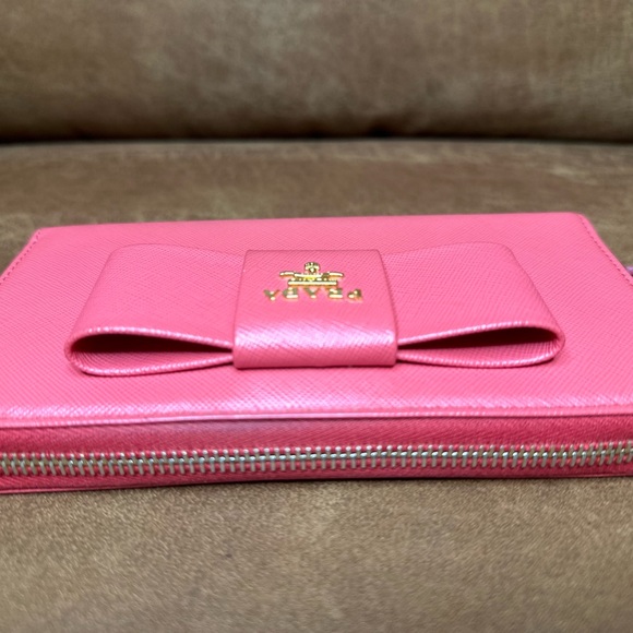 PRADA Fragola Saffiano Fiocco Zip Around Long Wallet - Picture 7 of 14